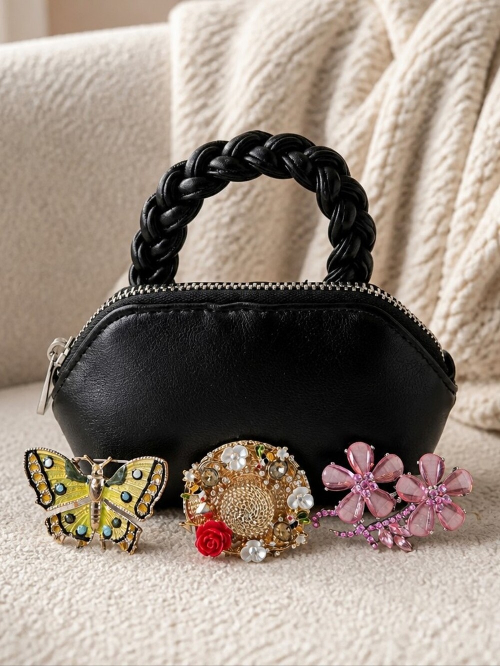 Black Braided-Handle Women's Purse Pouch With 3 Brouches